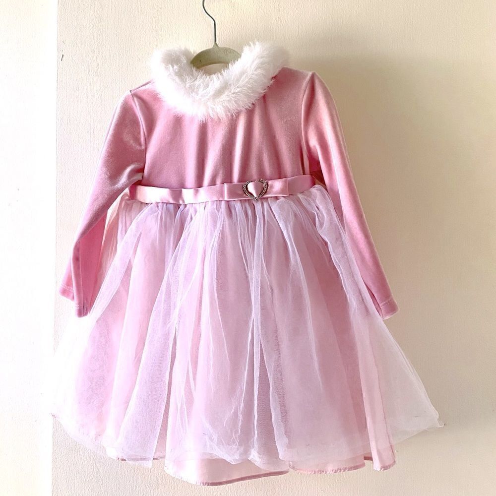 -🌸🧚🏽‍♂️ “BONNIE BABY” pink velvet, faux furcollar,  dress sz 18 months